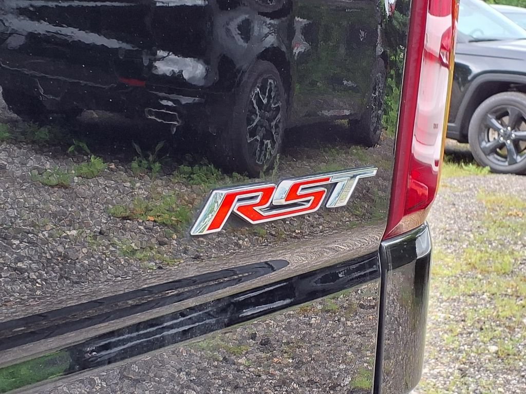 Used 2024 Black Chevrolet RST image 10