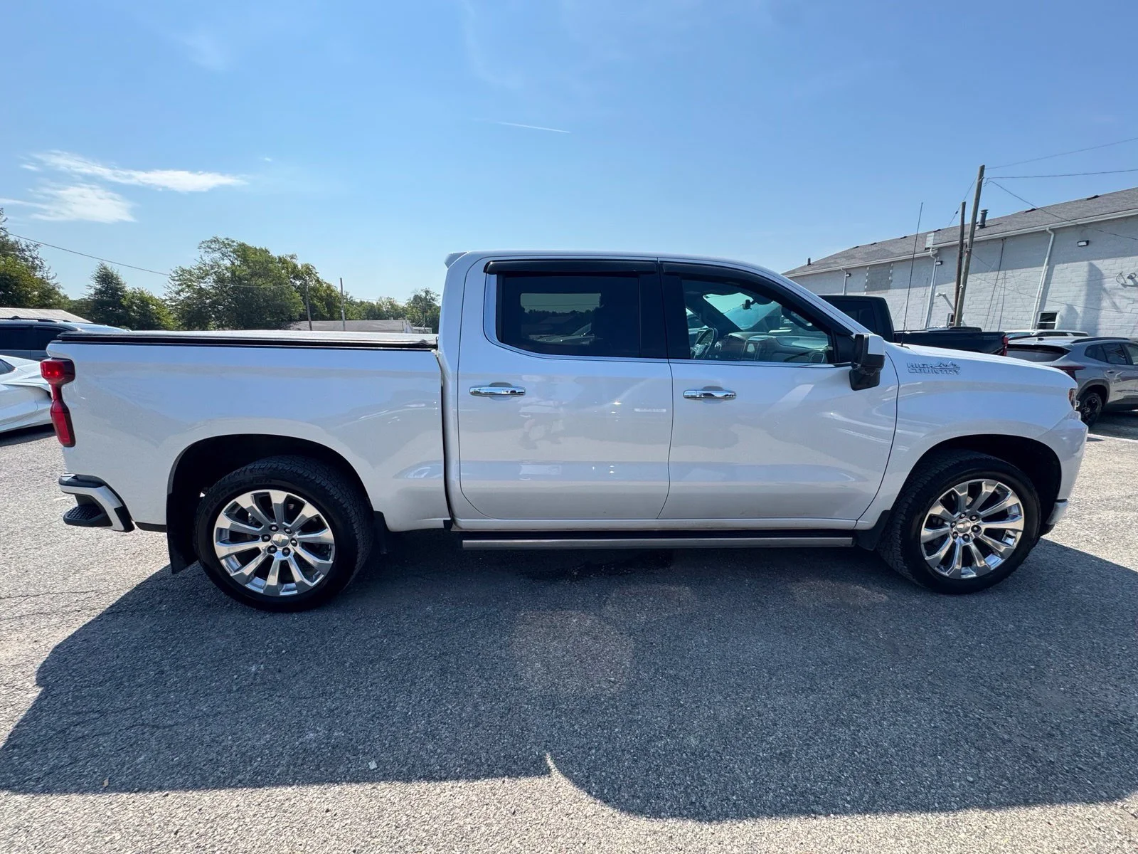 Used 2020 Beige Chevrolet High Country image 7