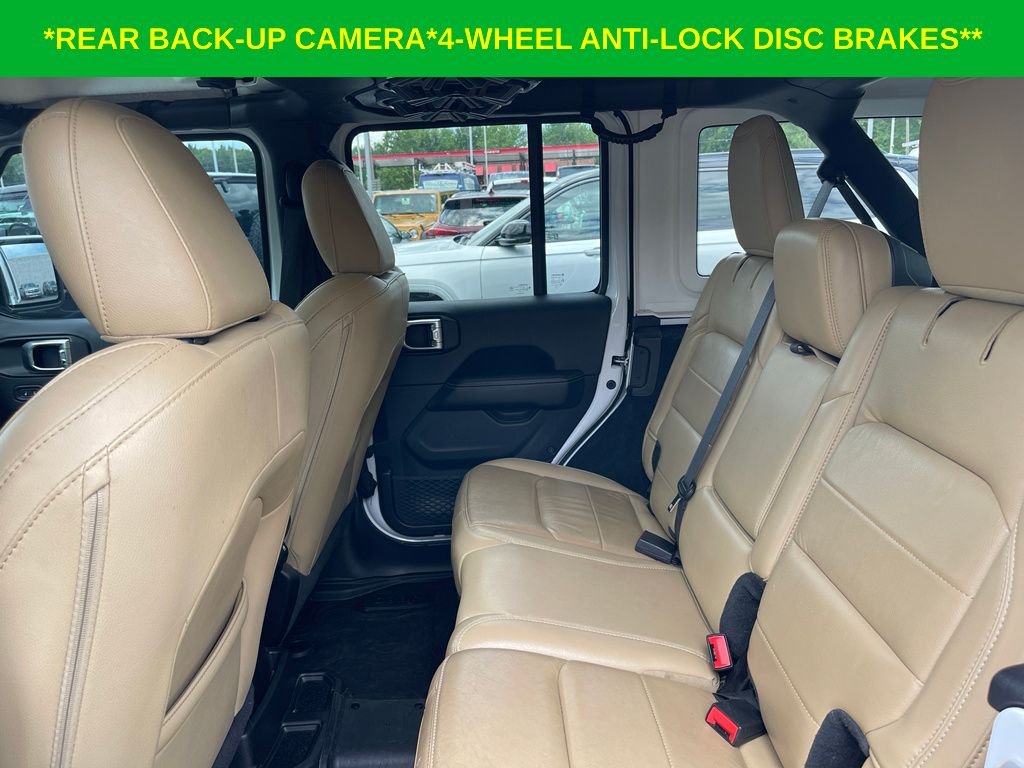Used 2019 Bright White Clearcoat Jeep Unlimited Sahara image 11
