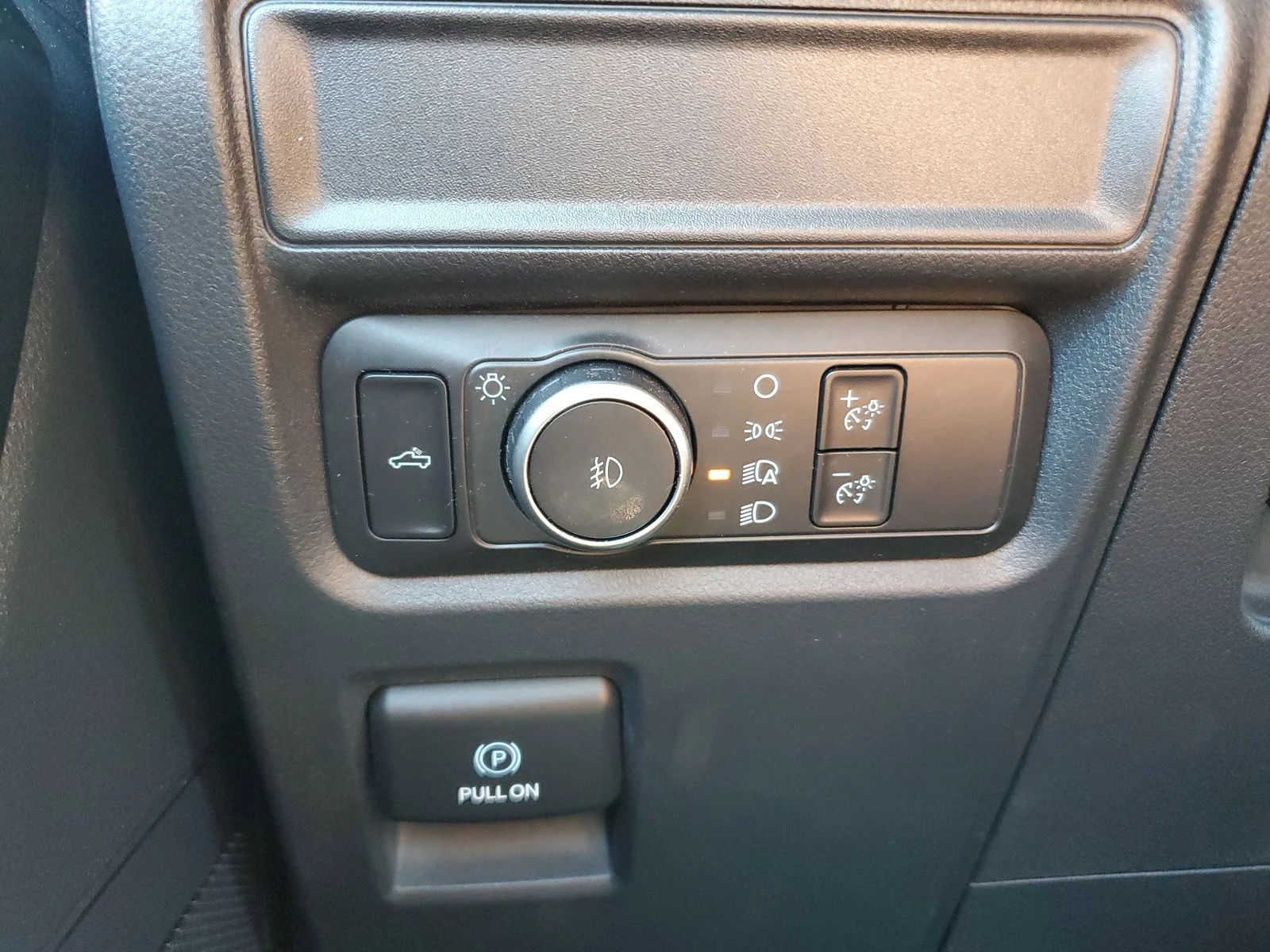 Used 2021 Gray Ford XL image 22