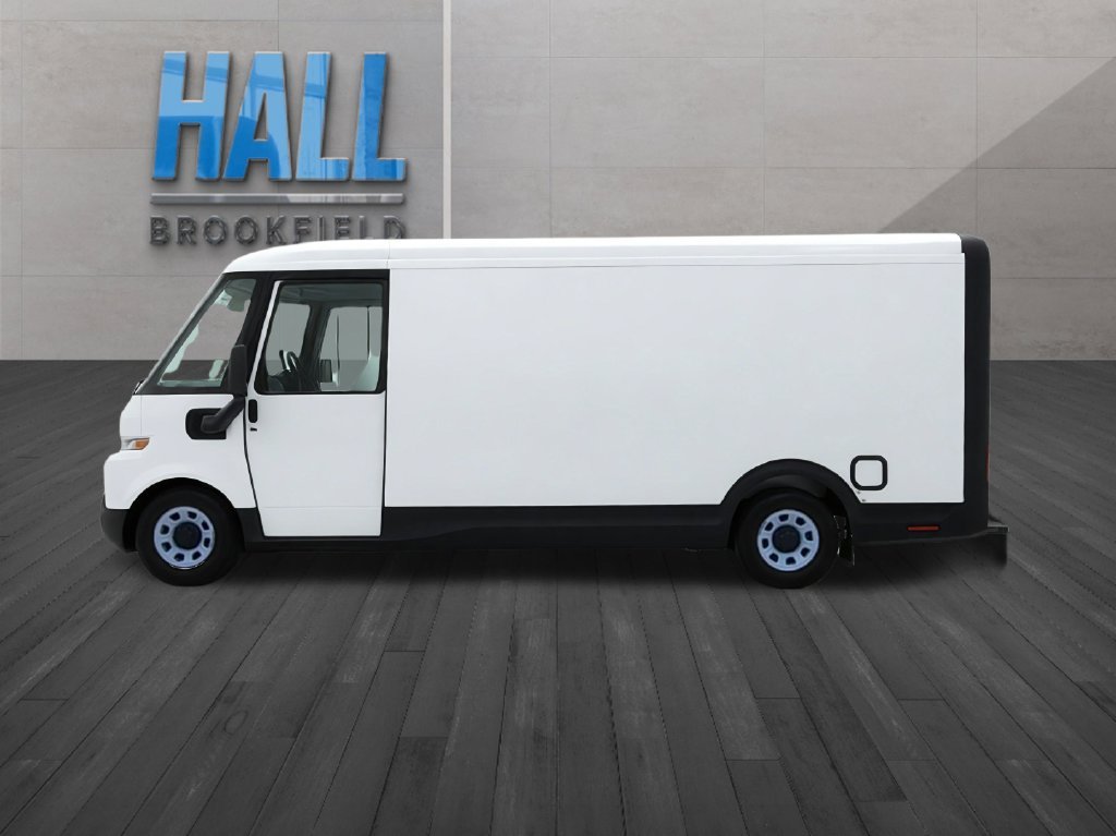 Used 2025 White Chevrolet 600 image 3