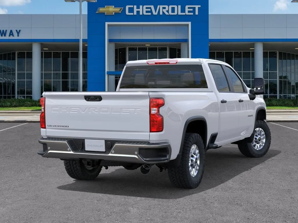 New 2026 Summit White Chevrolet WT image 4