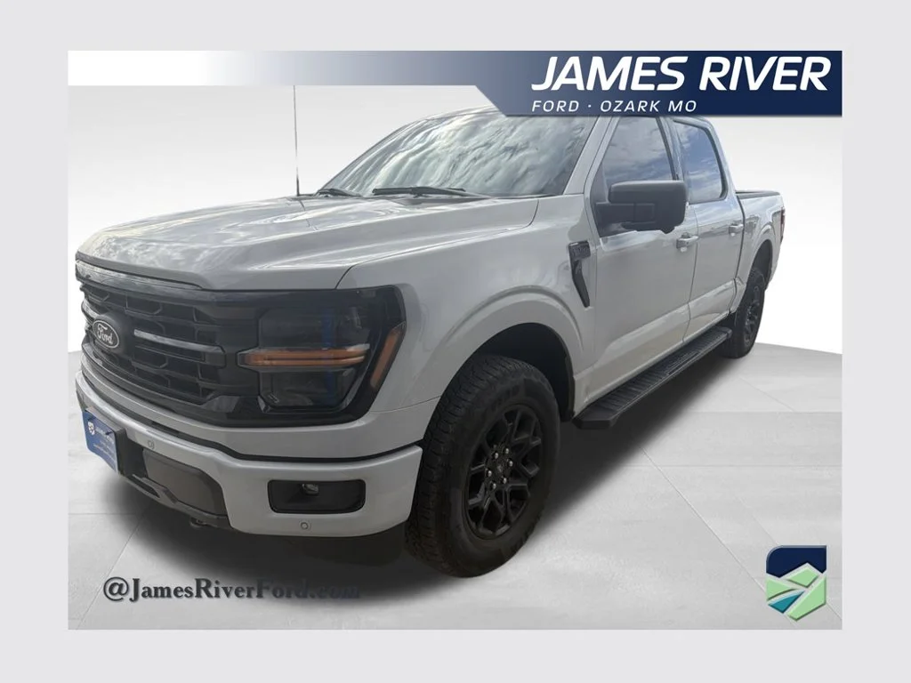 Used 2024 White Ford XLT image 1