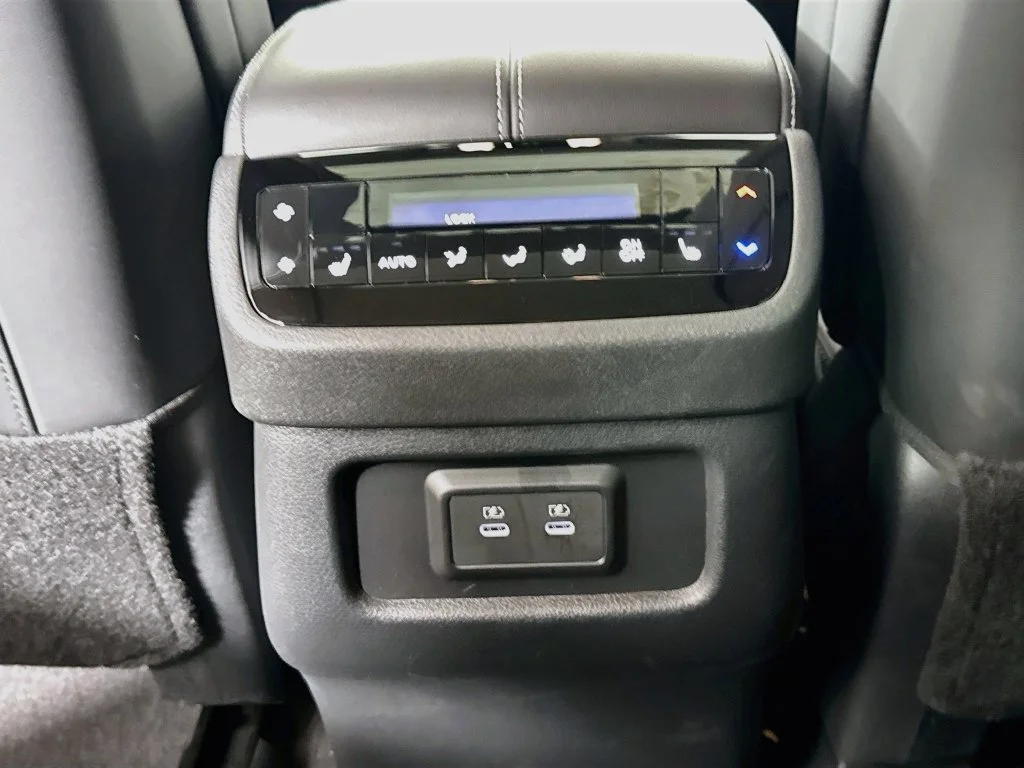 Certified Used 2027 Gray INFINITI LUXE image 34