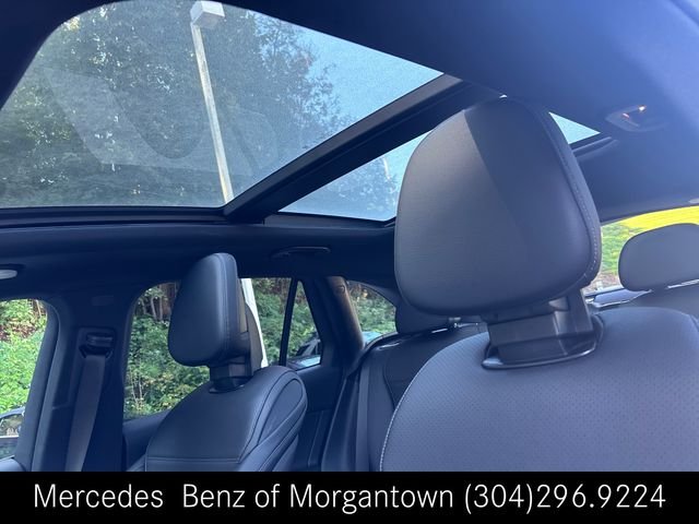 Certified Used 2025 White Mercedes-Benz GLC 300 image 21