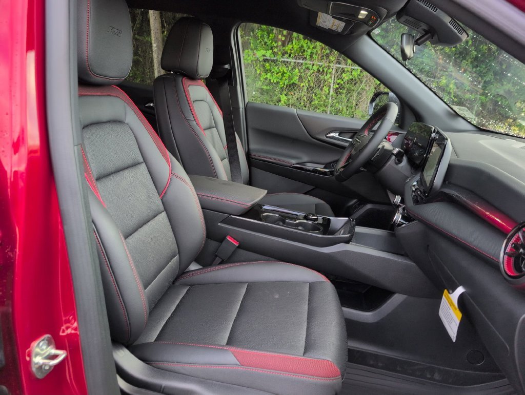 2027 Chevrolet Equinox RS - Photo 31