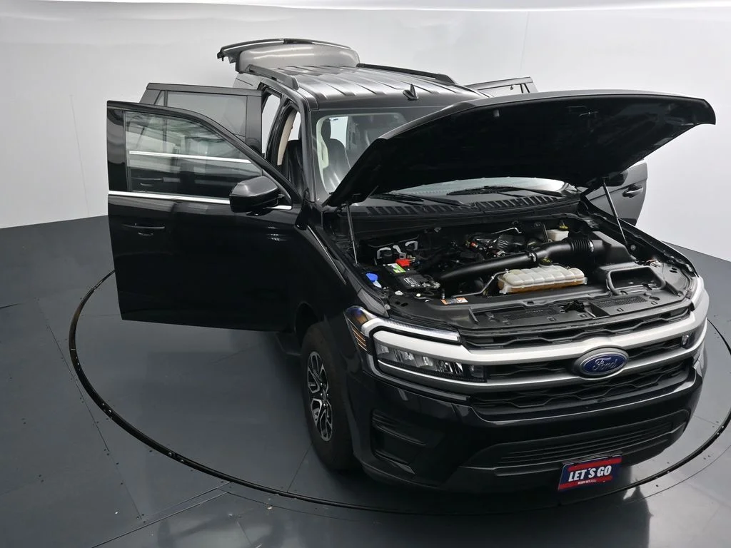 Used 2024 Black Ford XLT image 25