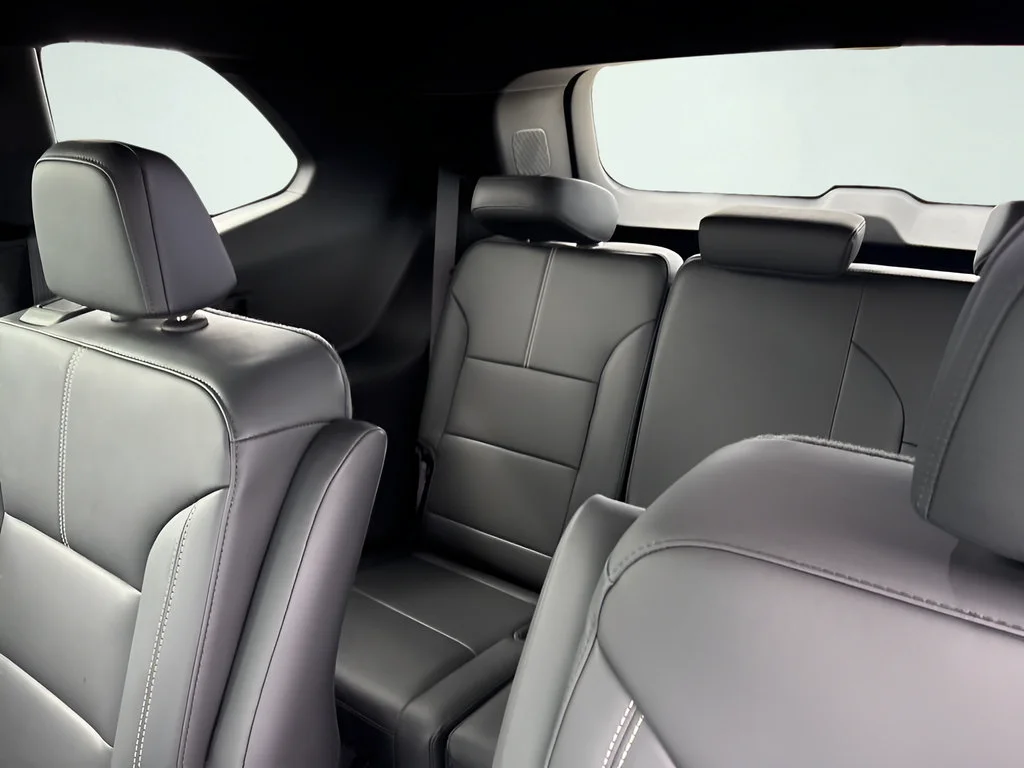 2026 GMC Acadia Elevation - Photo 18