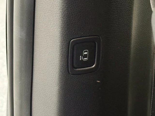 Used 2023 Blue Kia LX image 33