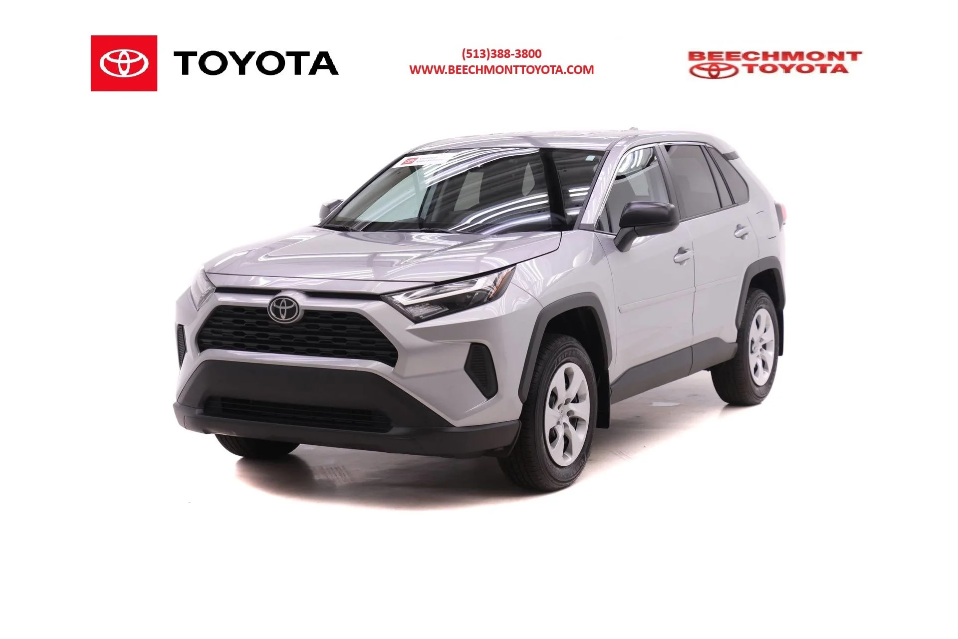 2023 Toyota RAV4 LE FWD's photo