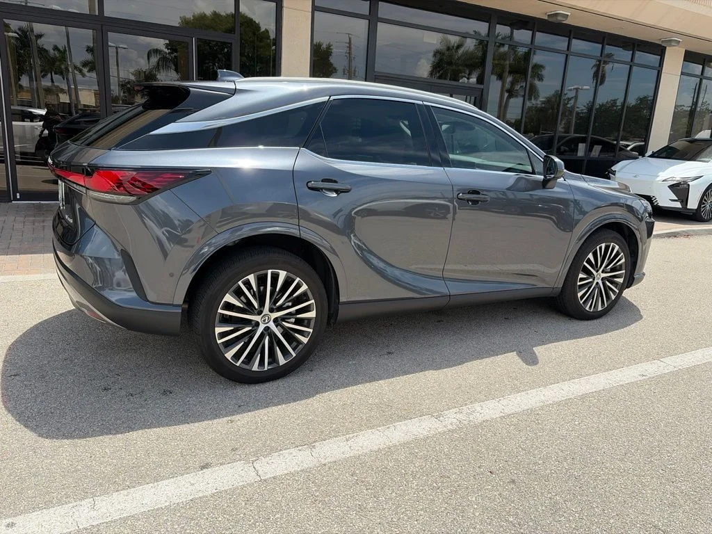 Certified Used 2025 Gray Lexus 350 Premium Plus image 3