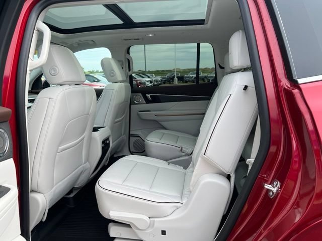 New 2026 Cherry Red Tintcoat Buick Avenir image 19