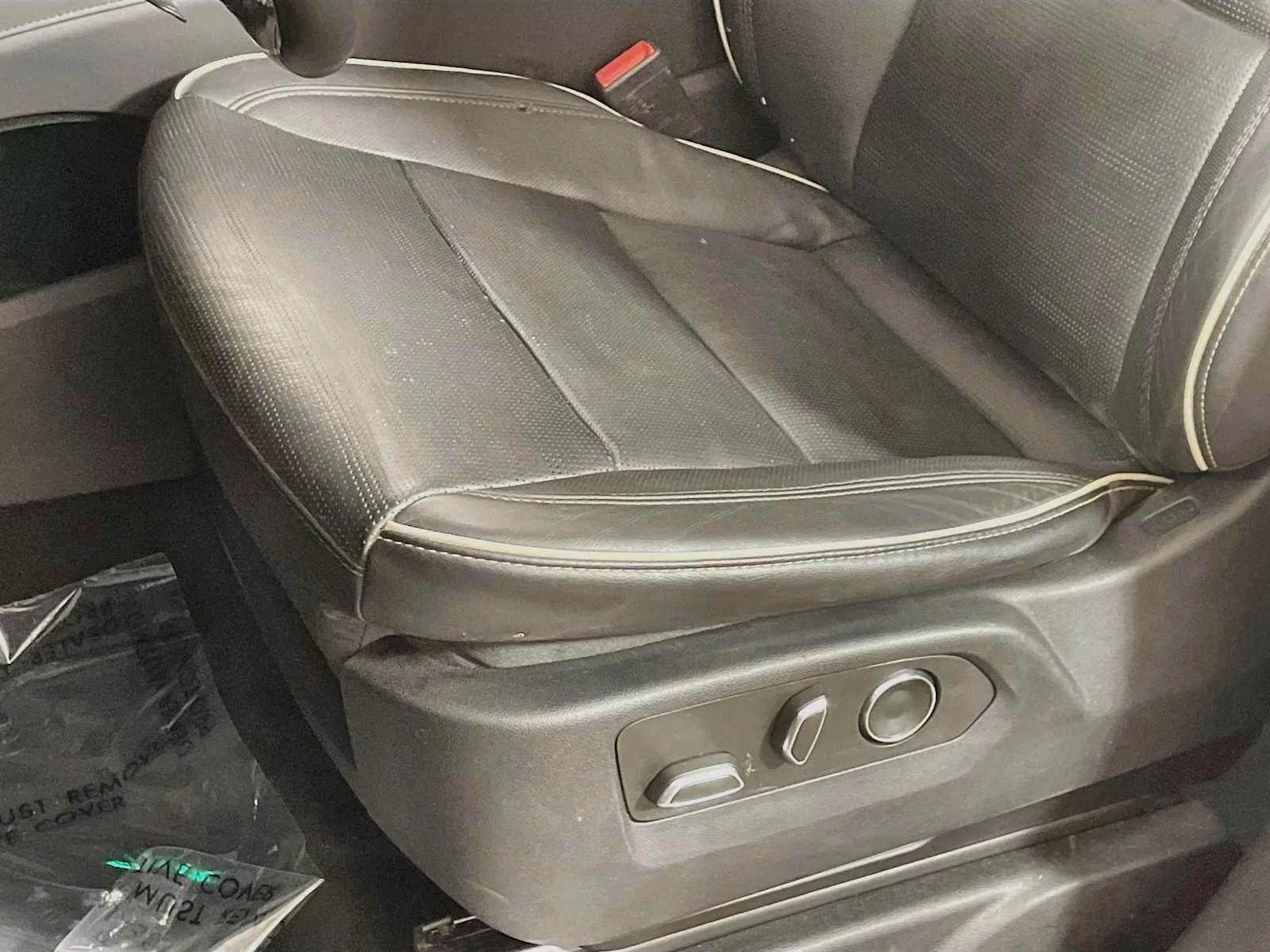 Used 2021 Shadow Metallic Cadillac Premium Luxury image 18