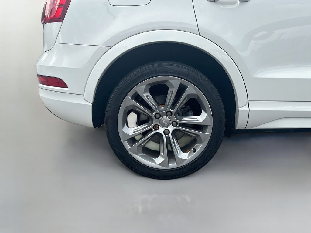Used 2018 White Audi 2.0T Premium image 12