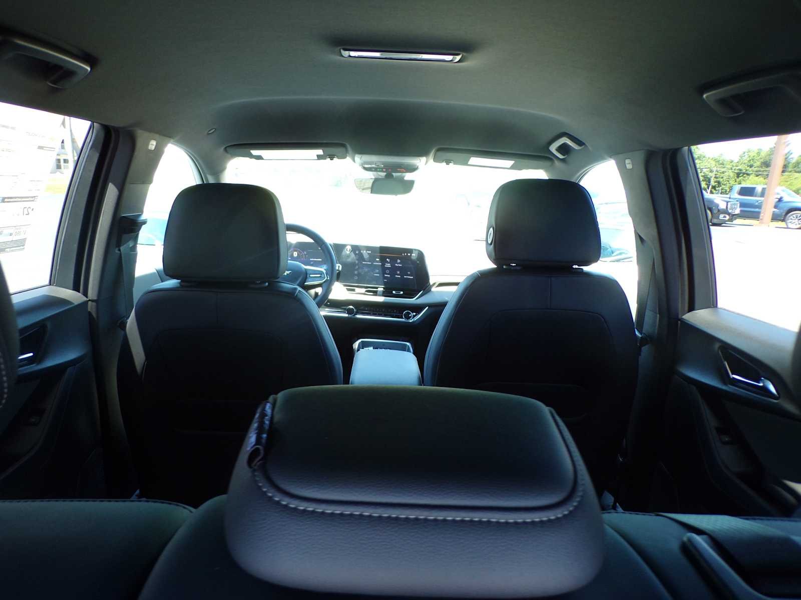 2026 Chevrolet Equinox LT - Photo 18