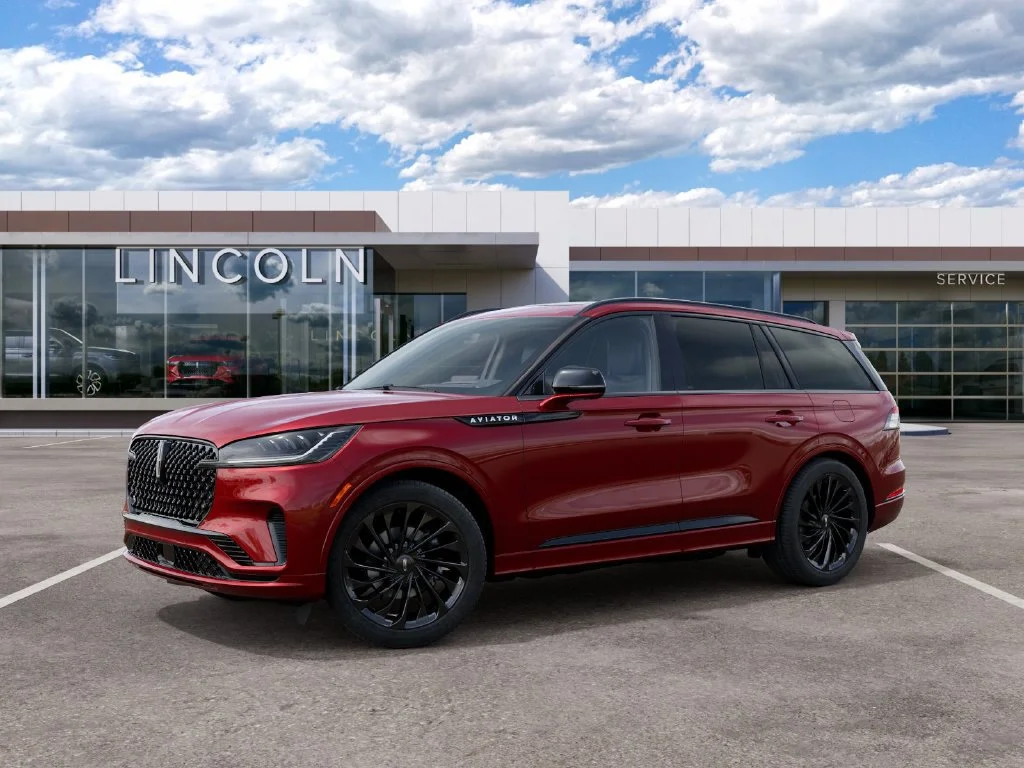 New 2027 Red Lincoln Reserve image 1
