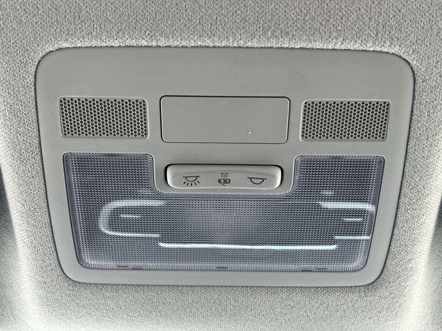 New 2026 White Hyundai SEL w/Two-Tone Roof image 28