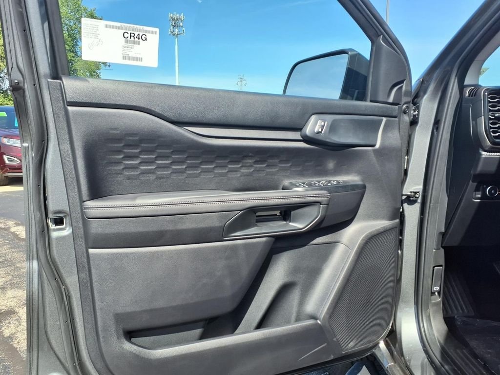 New 2026 Carbonized Gray Metallic Ford XLT image 11