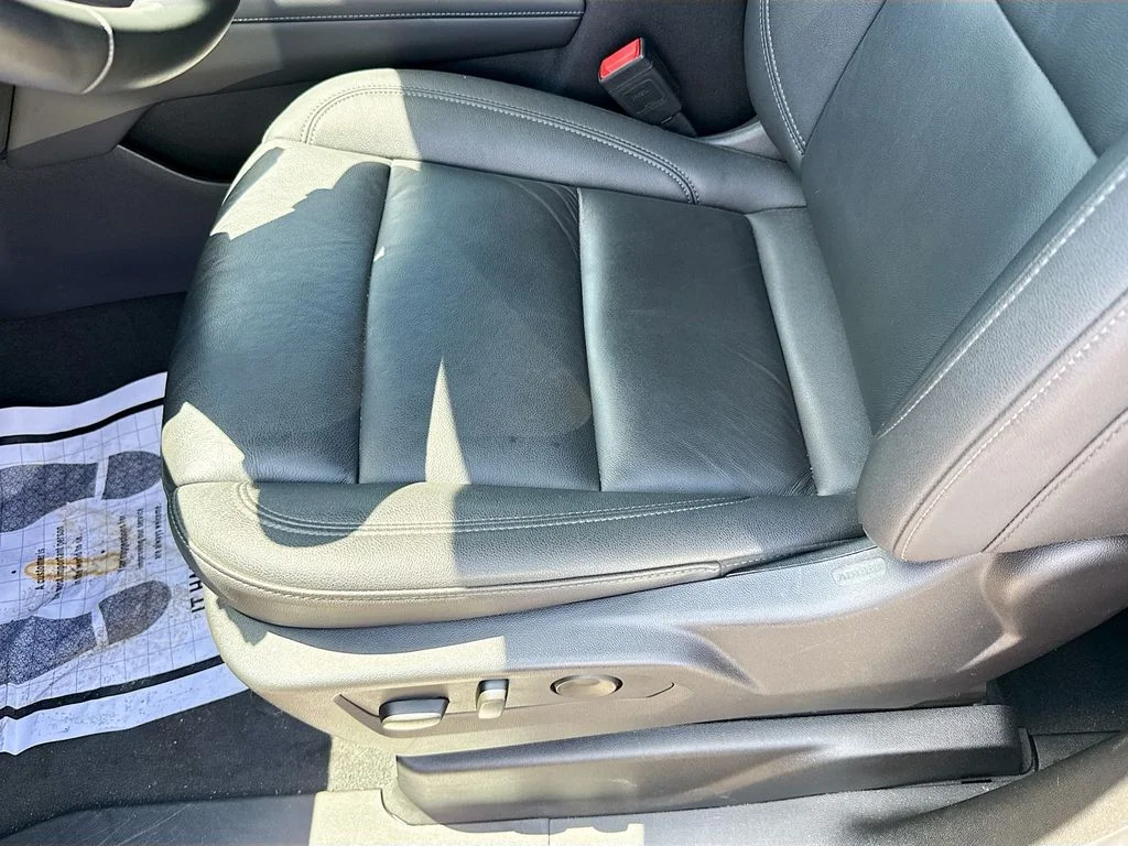 Used 2025 Gray Chevrolet LT image 21