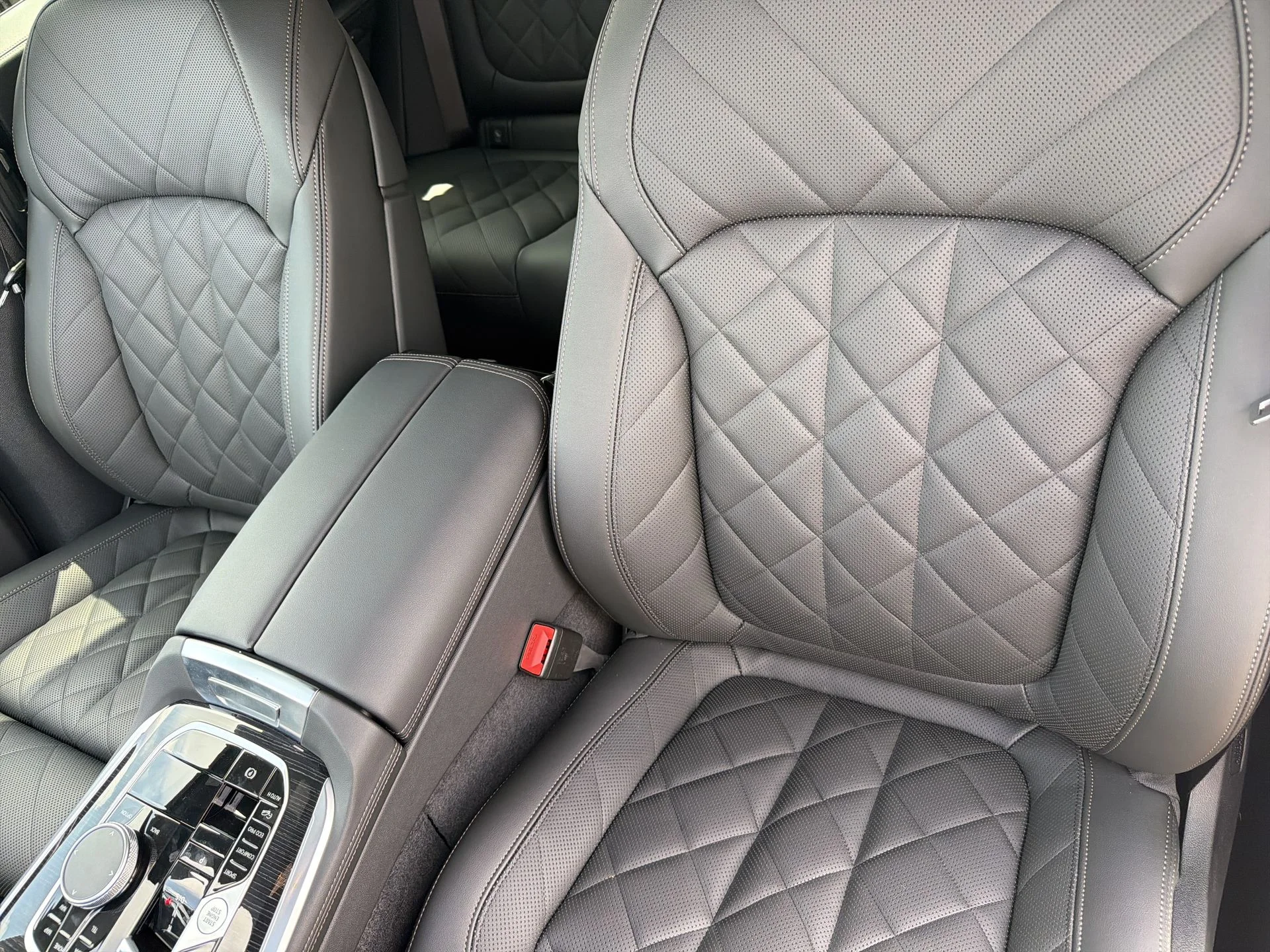 New 2026 Brooklyn Grey Metallic BMW xDrive40i image 25