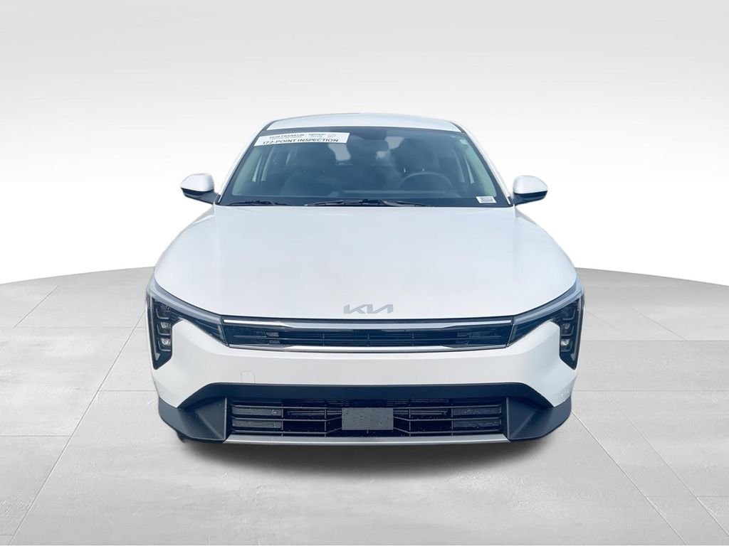Used 2025 White Kia EX image 3