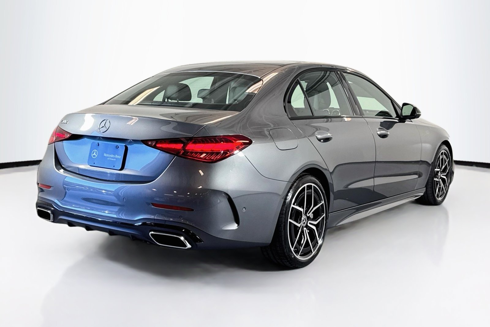 New 2026 Selenite Grey Metallic Mercedes-Benz C 300 image 5