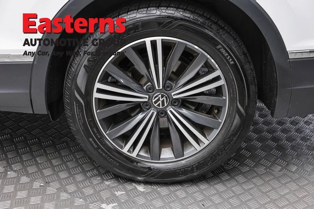 Used 2024 White Volkswagen 2.0T Wolfsburg Edition image 8