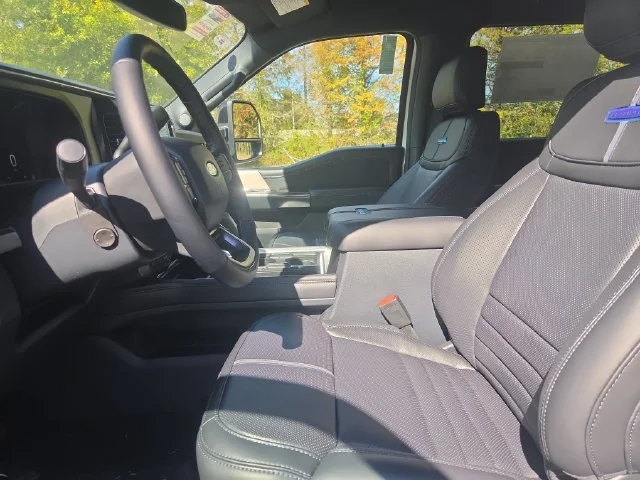 New 2027 Star White Metallic Tri-Coat Ford F-250® Platinum® image 10