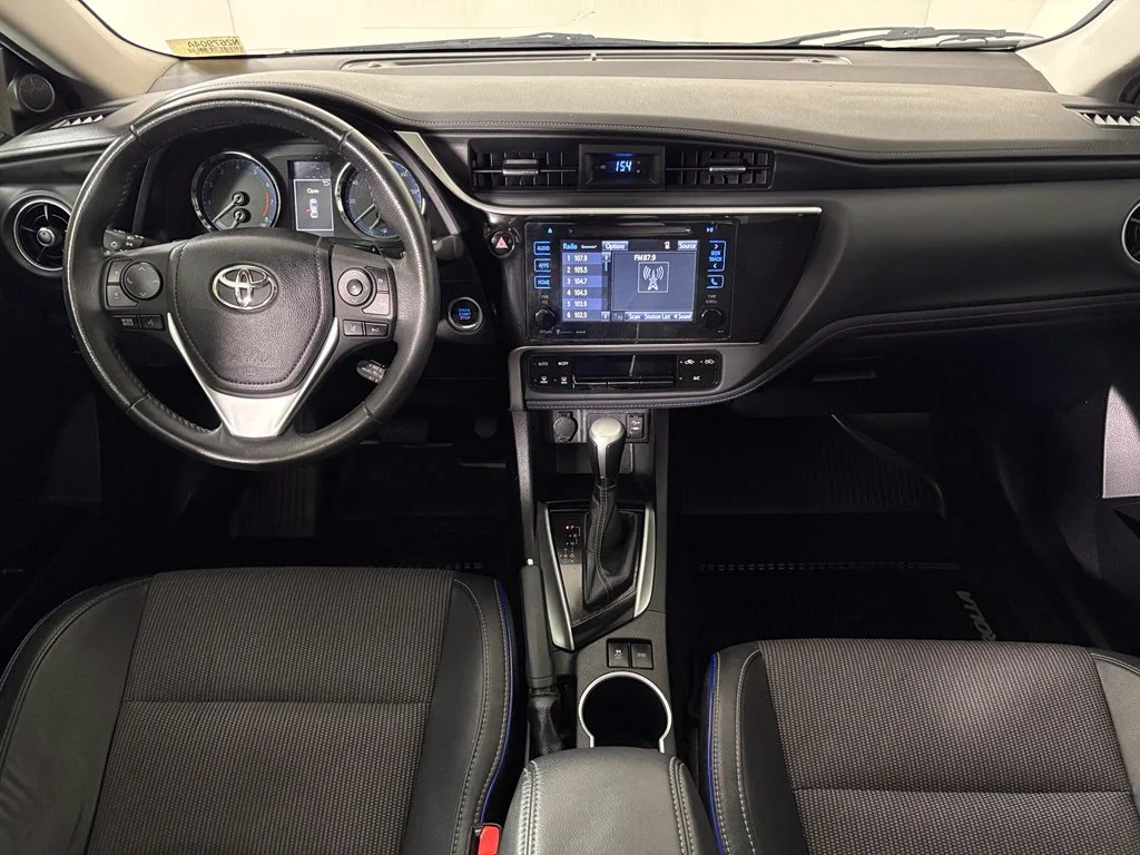 Used 2018 Gray Toyota SE image 32