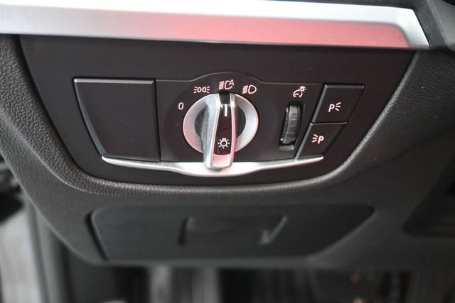 Used 2024 Black BMW xDrive30i image 20