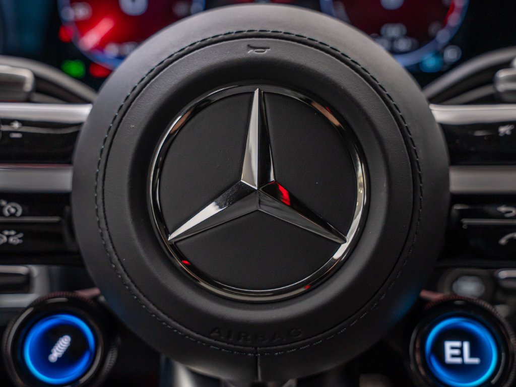 New 2027 MANUFAKTUR Moonlight White Metallic Mercedes-Benz AMG® GLE 53e 4MATIC+ Coupe image 33