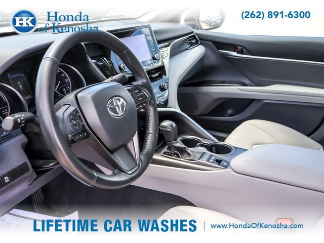 Used 2024 Ice Toyota SE image 11
