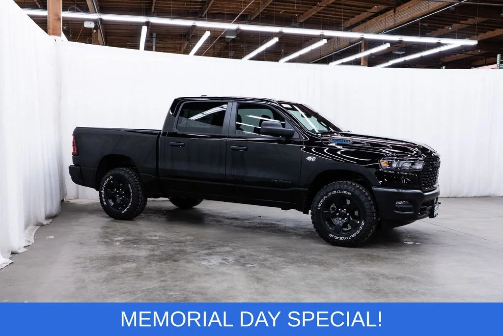 2026 RAM 1500 Warlock 4x4 Crew Cab 5'7's photo