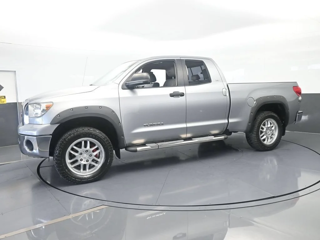 Used 2007 Toyota Tundra SR5 with VIN 5TFRT54177X013733 for sale in Miami Lakes, FL