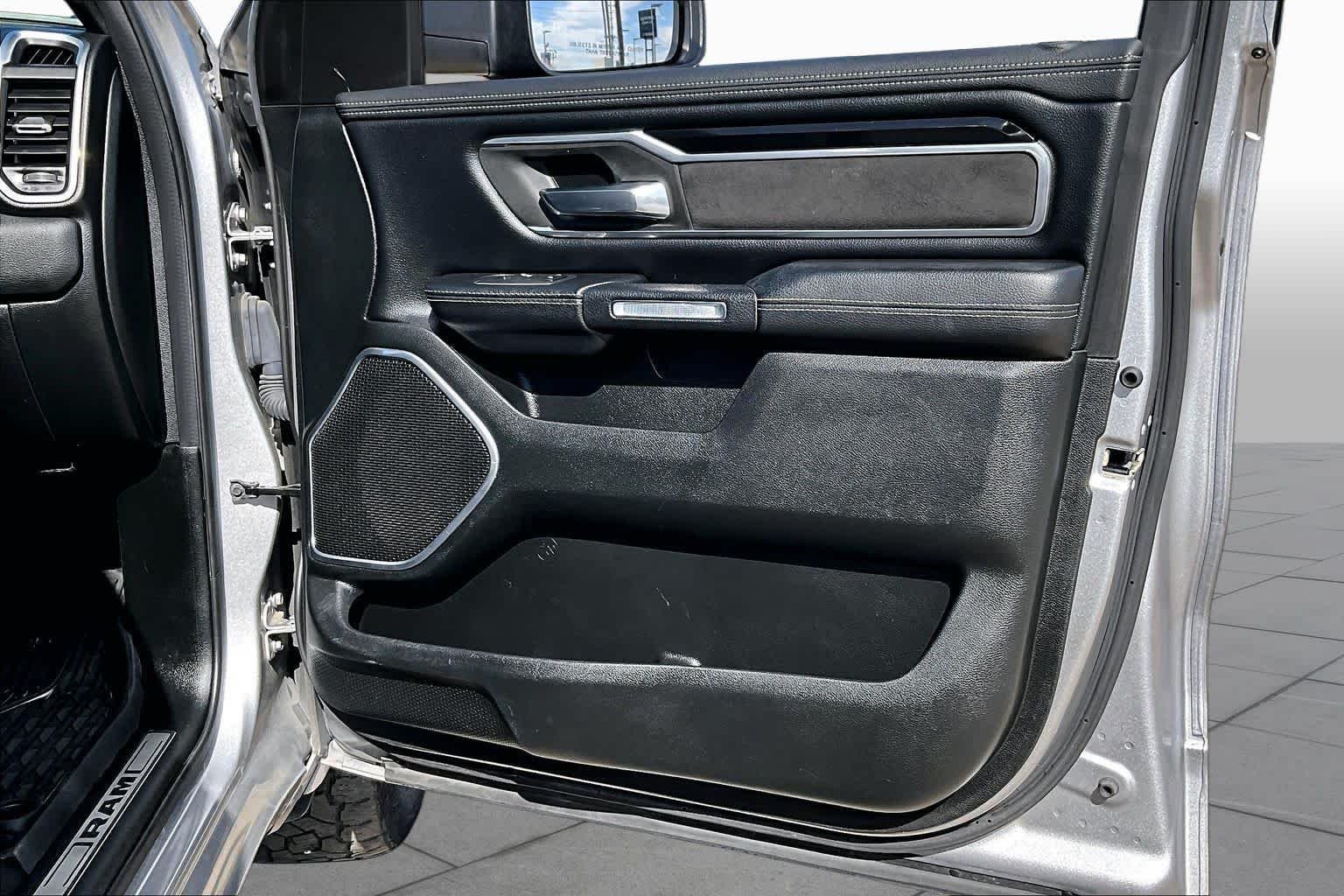 Used 2020 Billet Silver Metallic Clearcoat Ram Laramie image 23