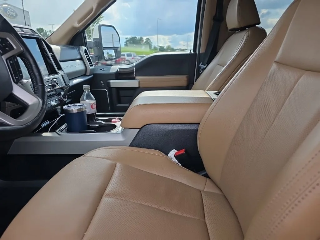 Used 2022 Star White Ford Lariat image 15