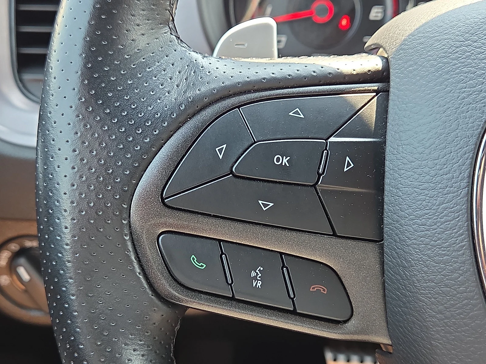 Used 2023 Granite Pearlcoat Dodge R/T image 21