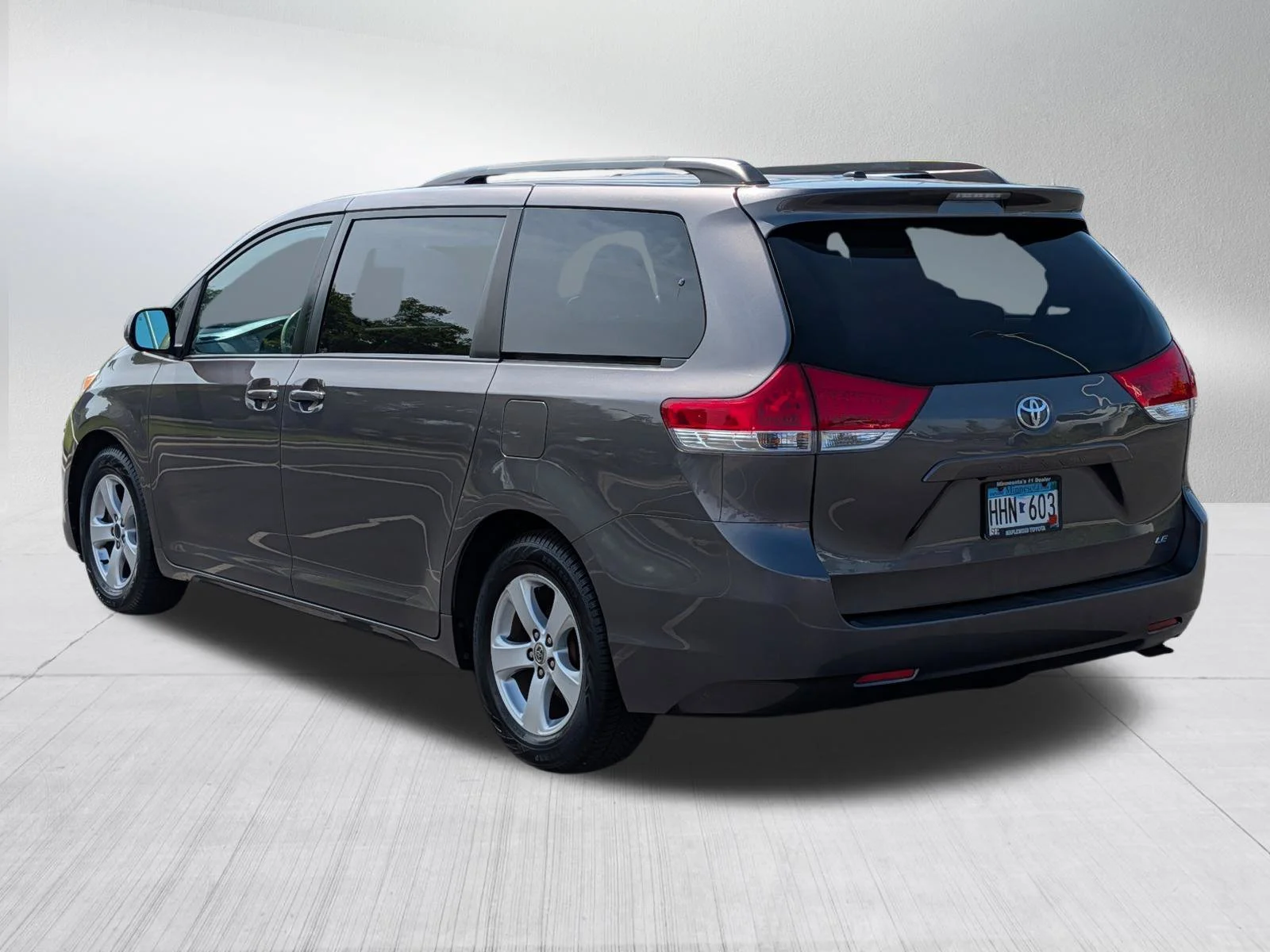 Used 2014 Predawn Gray Mica Toyota LE image 5