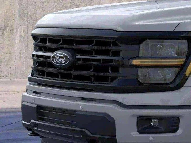 New 2026 Avalanche Gray Ford XLT image 24