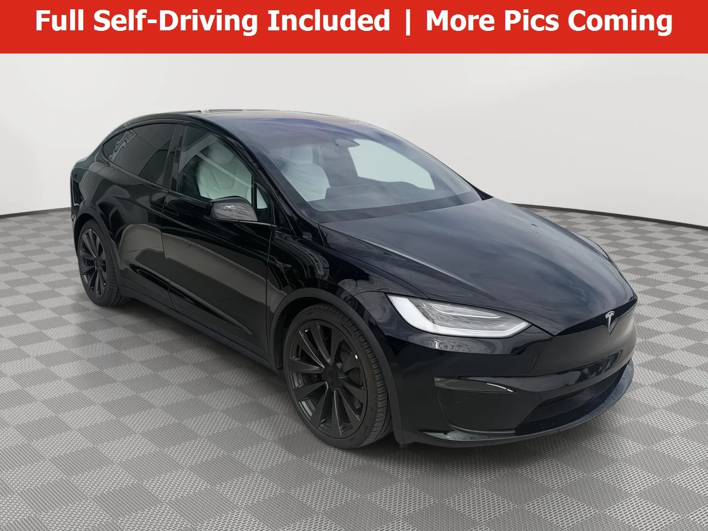 2022 Tesla Model X's photo