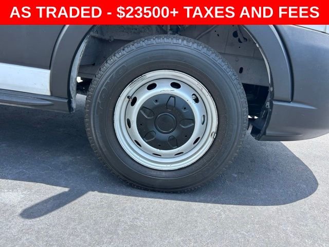 Used 2023 White Ford Base image 8