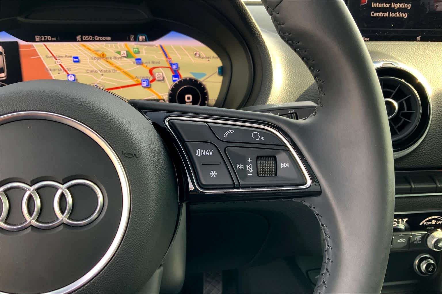 Used 2018 Ibis White Audi Tech Premium image 24