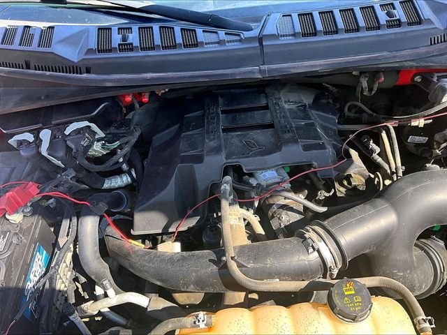 Used 2018 Red Ford XL image 34
