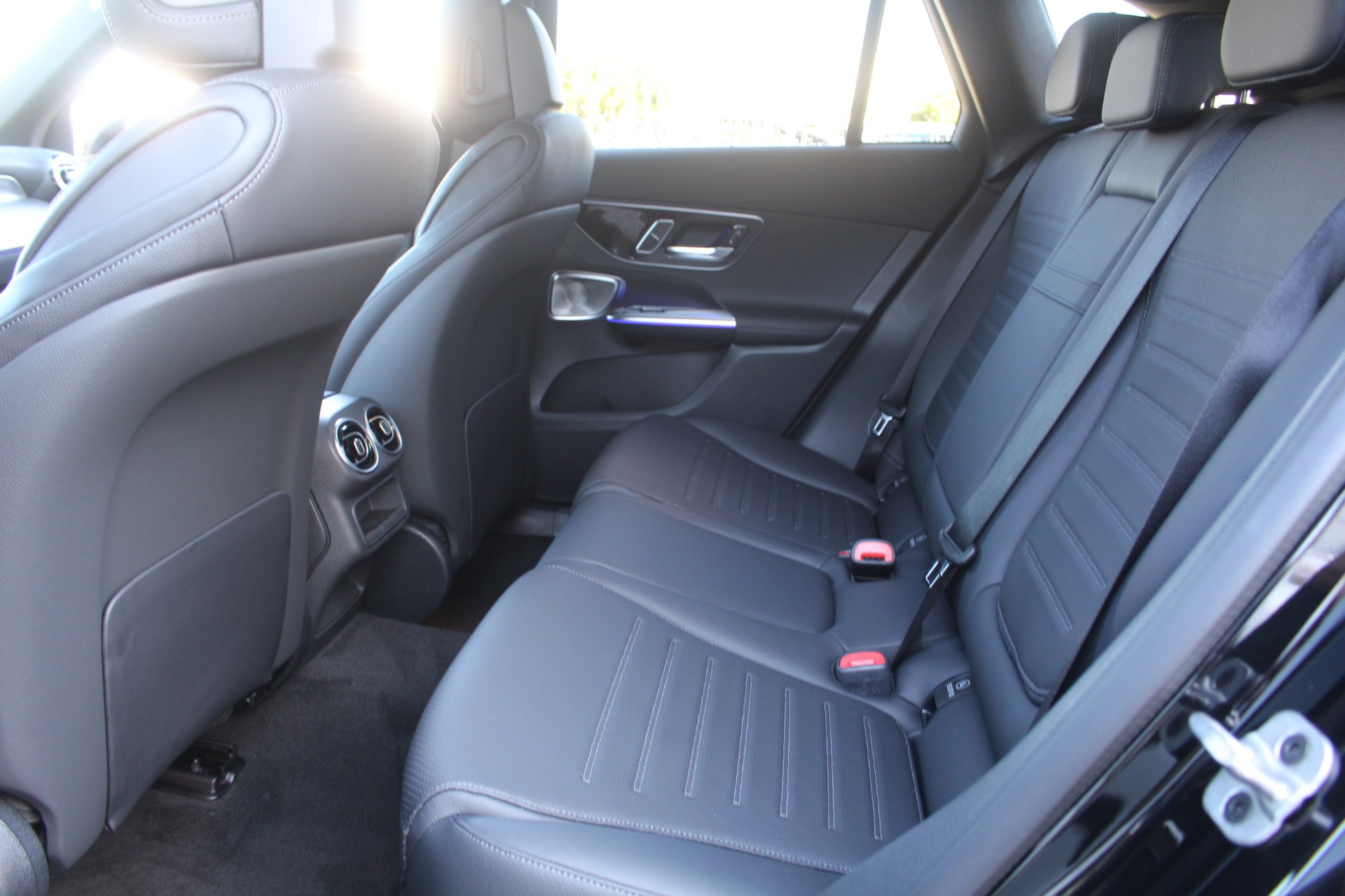 New 2026 Black Mercedes-Benz GLC 300 image 16