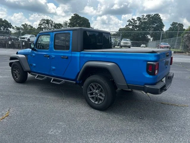 Used 2025 Blue Jeep Sport S image 3