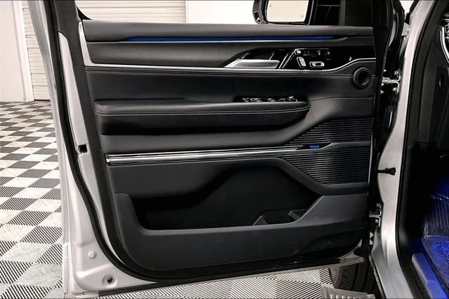 2024 Jeep Grand Wagoneer Series II - Photo 21
