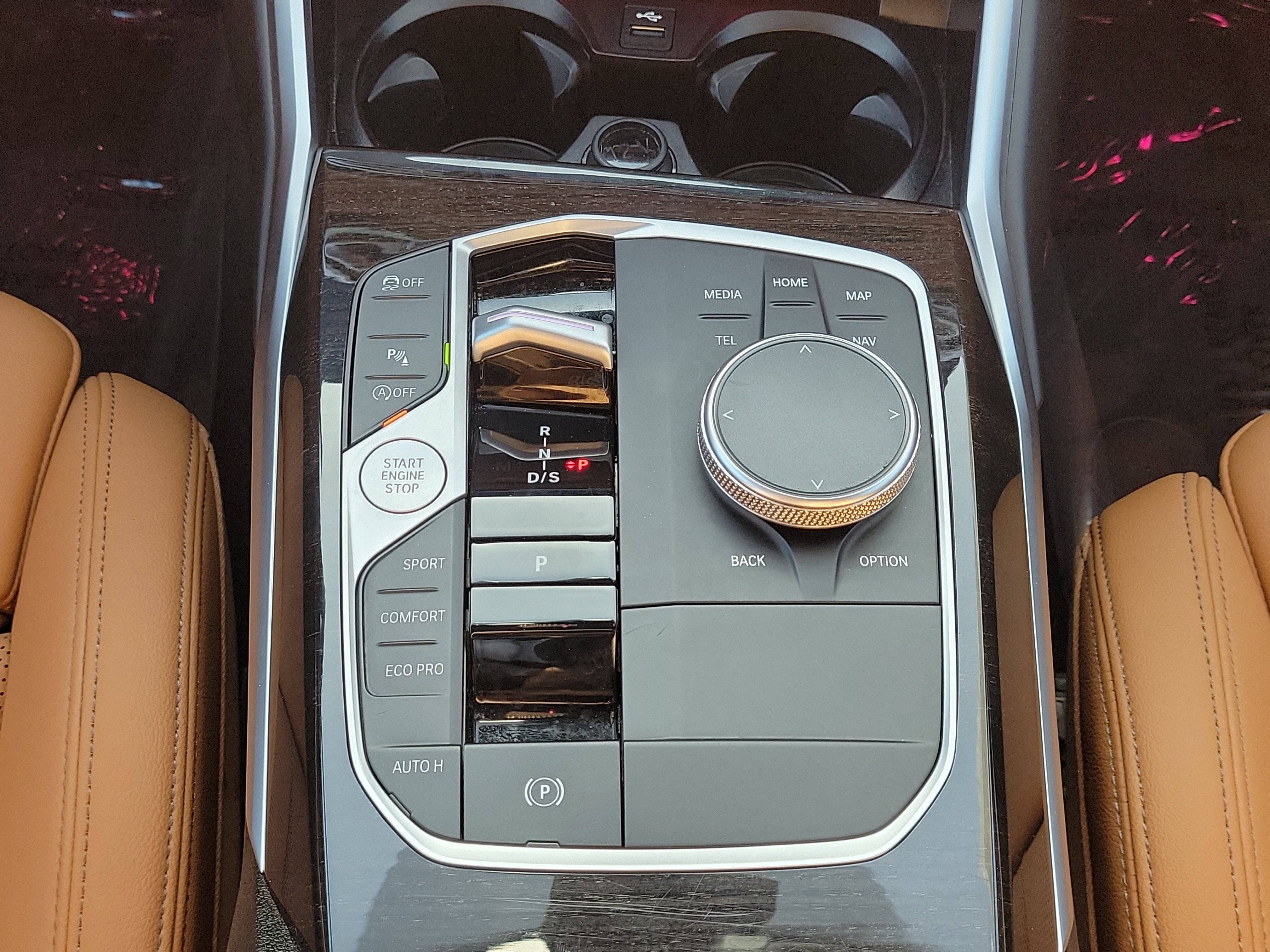 Used 2024 Alpine White BMW 330i Leather image 18