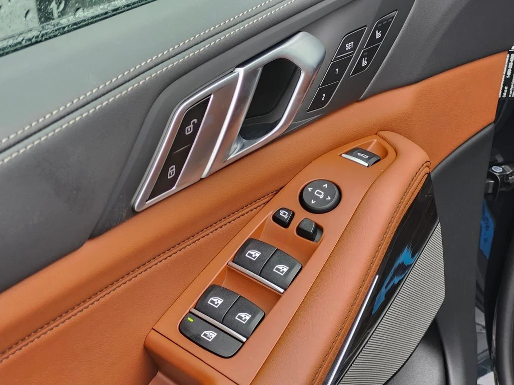 New 2026 Black BMW M60i image 16