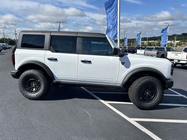 New 2026 Oxford White Ford Badlands image 2