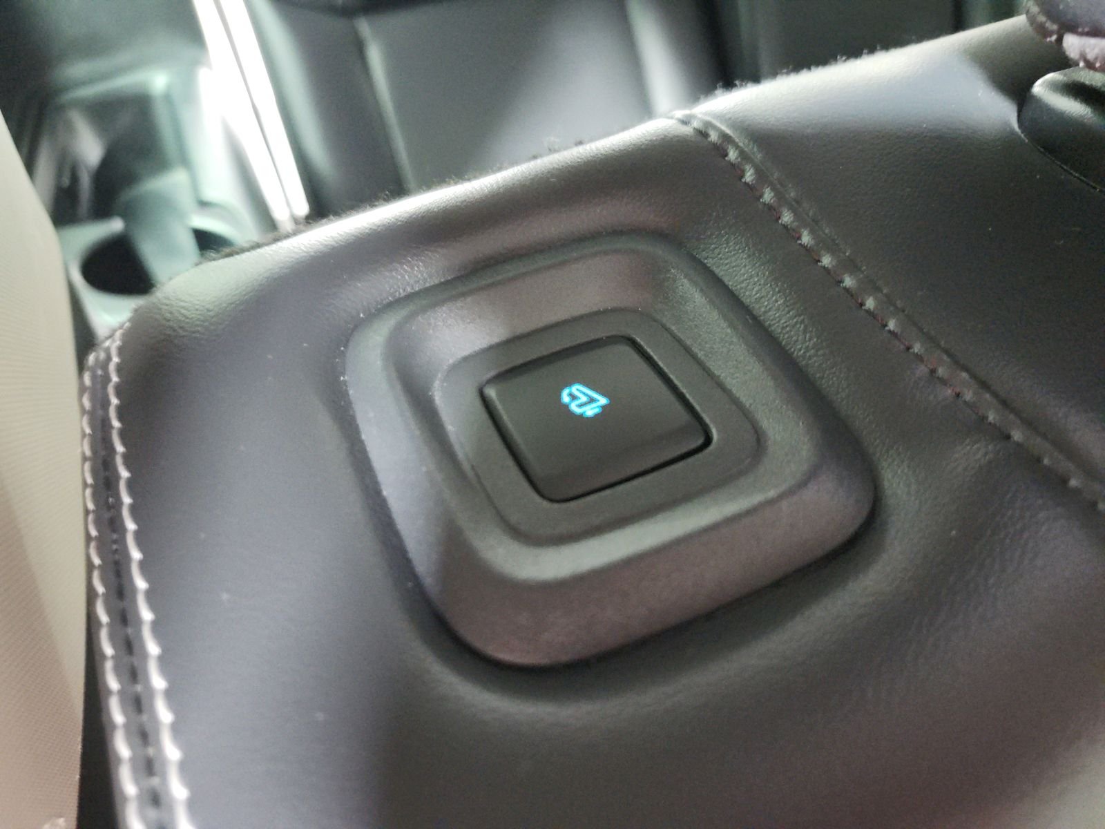 Used 2025 Agate Black Ford Platinum image 51